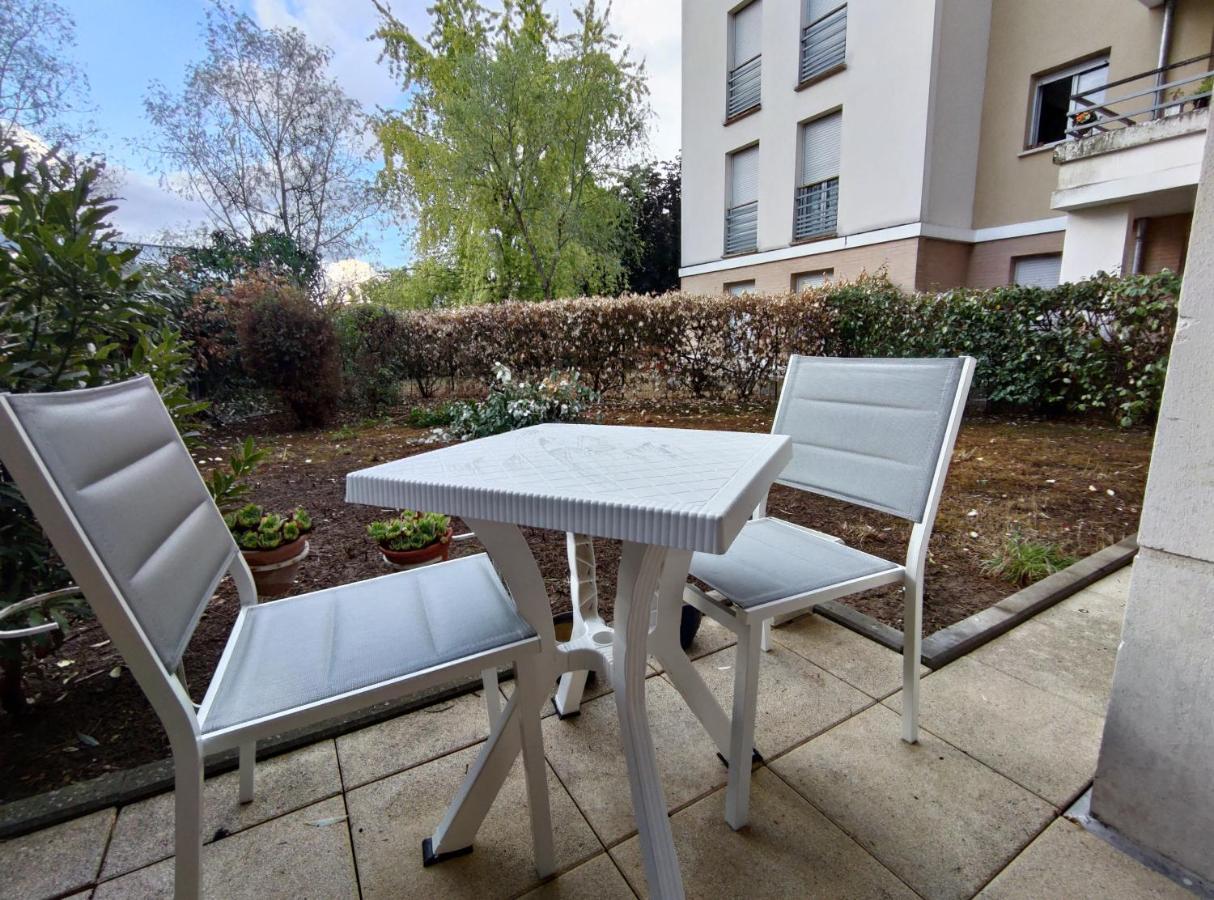 Appartement Avec Jardin Et Terrasse Pres De Paris 망트라졸리 외부 사진